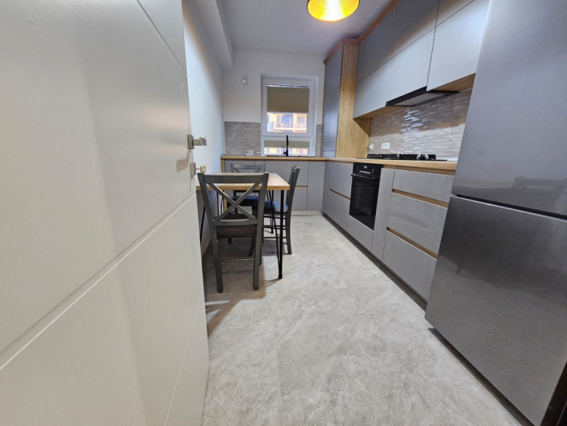 Apartament 3 Camere TRACTORUL