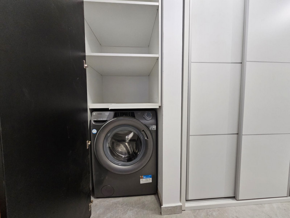 Apartament 3 camere, cartier TRACTORUL