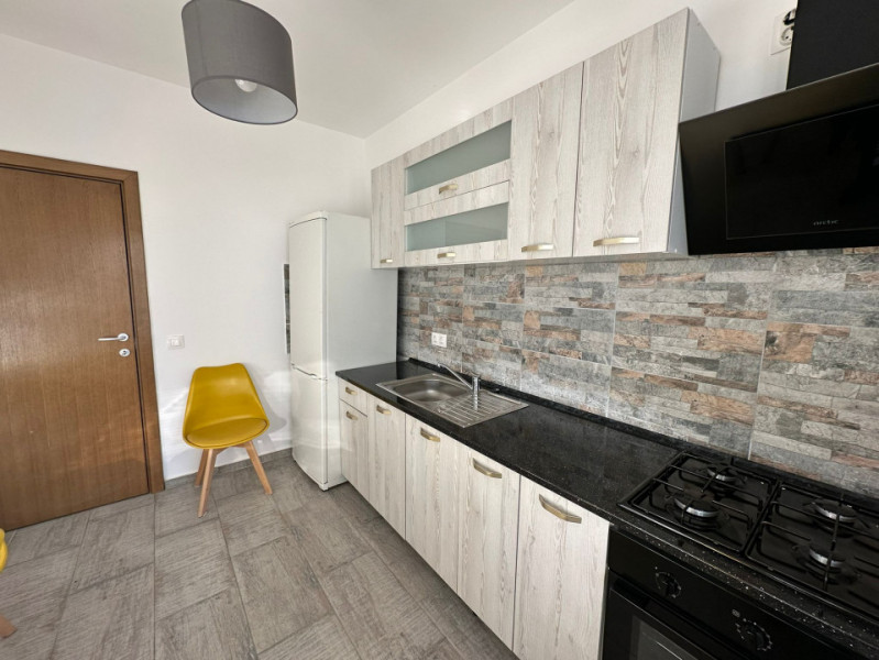 Apartament modern la parter in Tractorul 