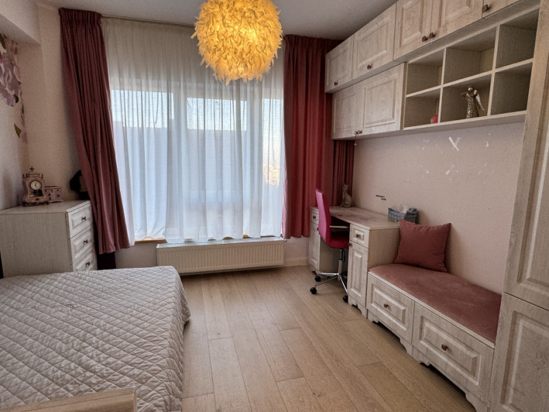 Apartament modern la marginea padurii