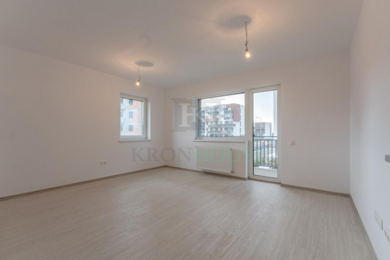 Apartament generos cu 3 camere,, in bloc nou, zona Coresi.