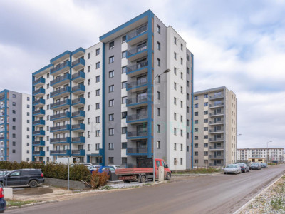 Apartament generos cu 3 camere,, in bloc nou, zona Coresi.