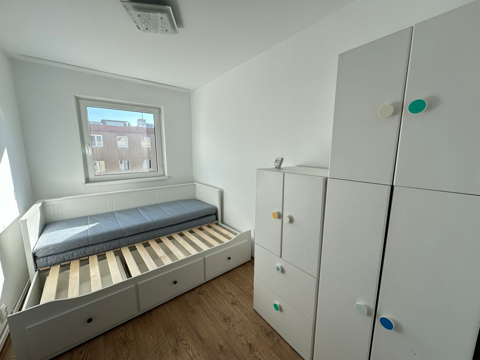 Apartament cu 3 camere, recent renovat in cartierul Astra