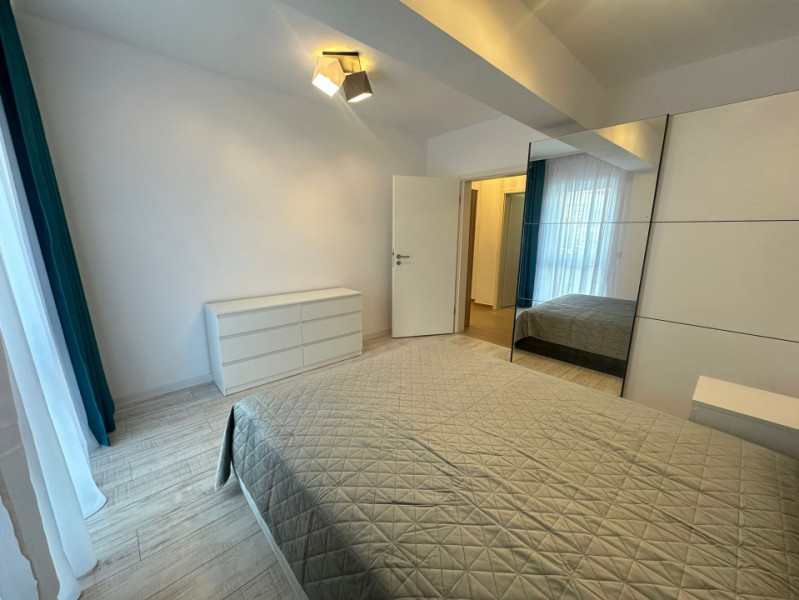 Apartament generos cu 3 camere in bloc nou, zona Coresi