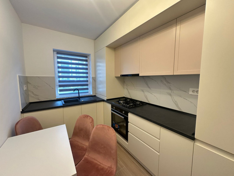 Apartament generos cu 3 camere in bloc nou, zona Coresi